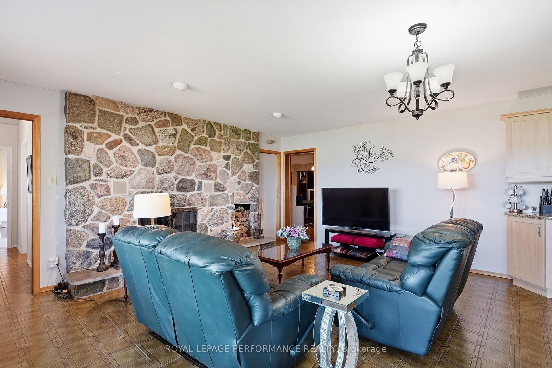 Photo 22 of 2442 Bay Road, Champlain, Champlain Twp — HOMEH