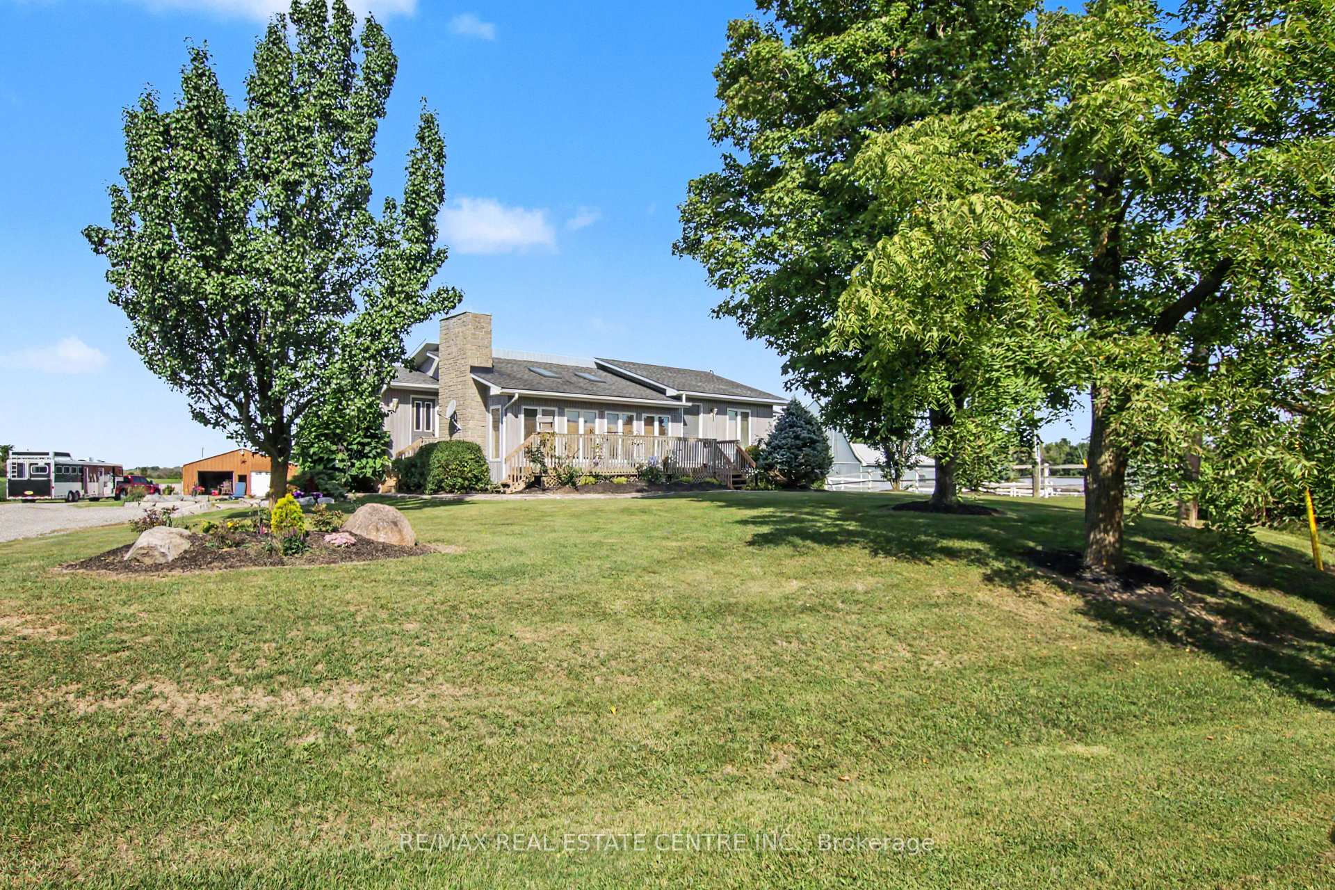 Photo 3 of 5030 Blackheath Road, Hamilton, Rural Glanbrook — HOMEH