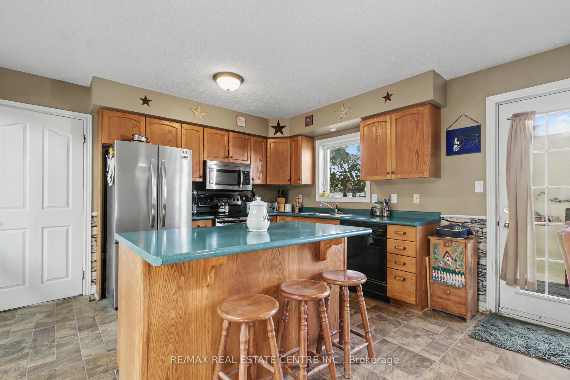 Photo 12 of 5030 Blackheath Road, Hamilton, Rural Glanbrook — HOMEH