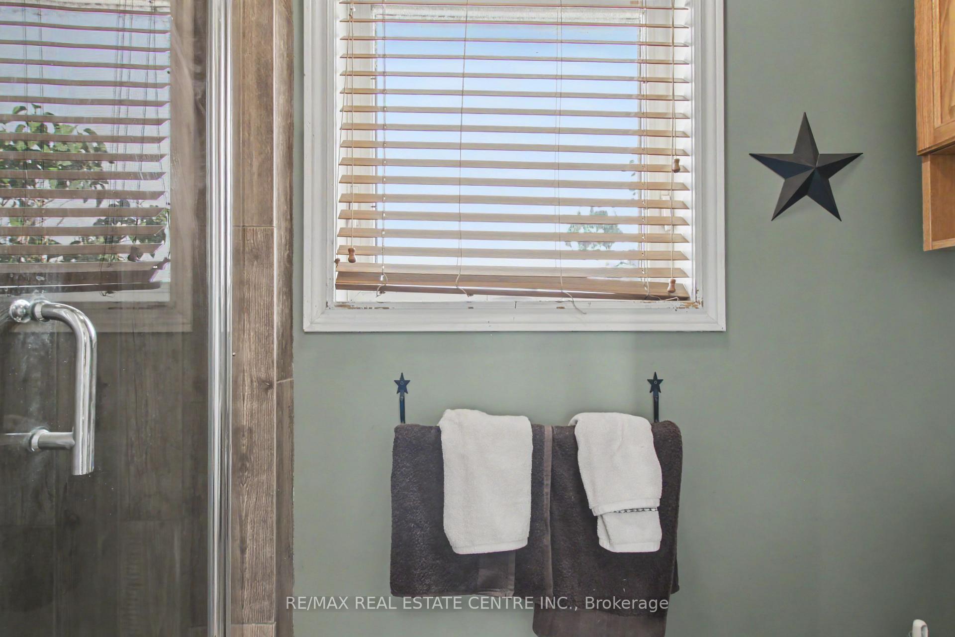 Photo 18 of 5030 Blackheath Road, Hamilton, Rural Glanbrook — HOMEH