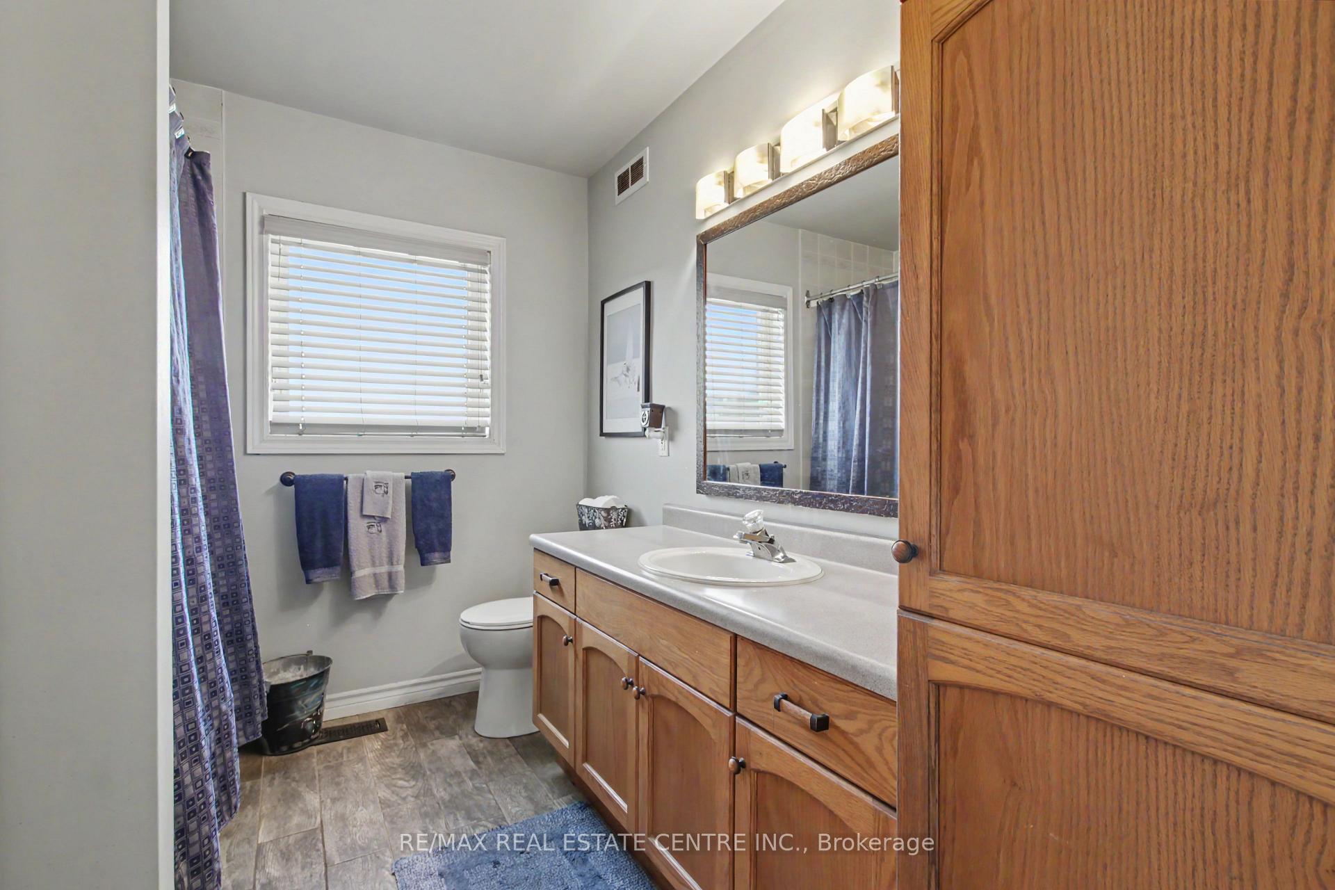 Photo 24 of 5030 Blackheath Road, Hamilton, Rural Glanbrook — HOMEH