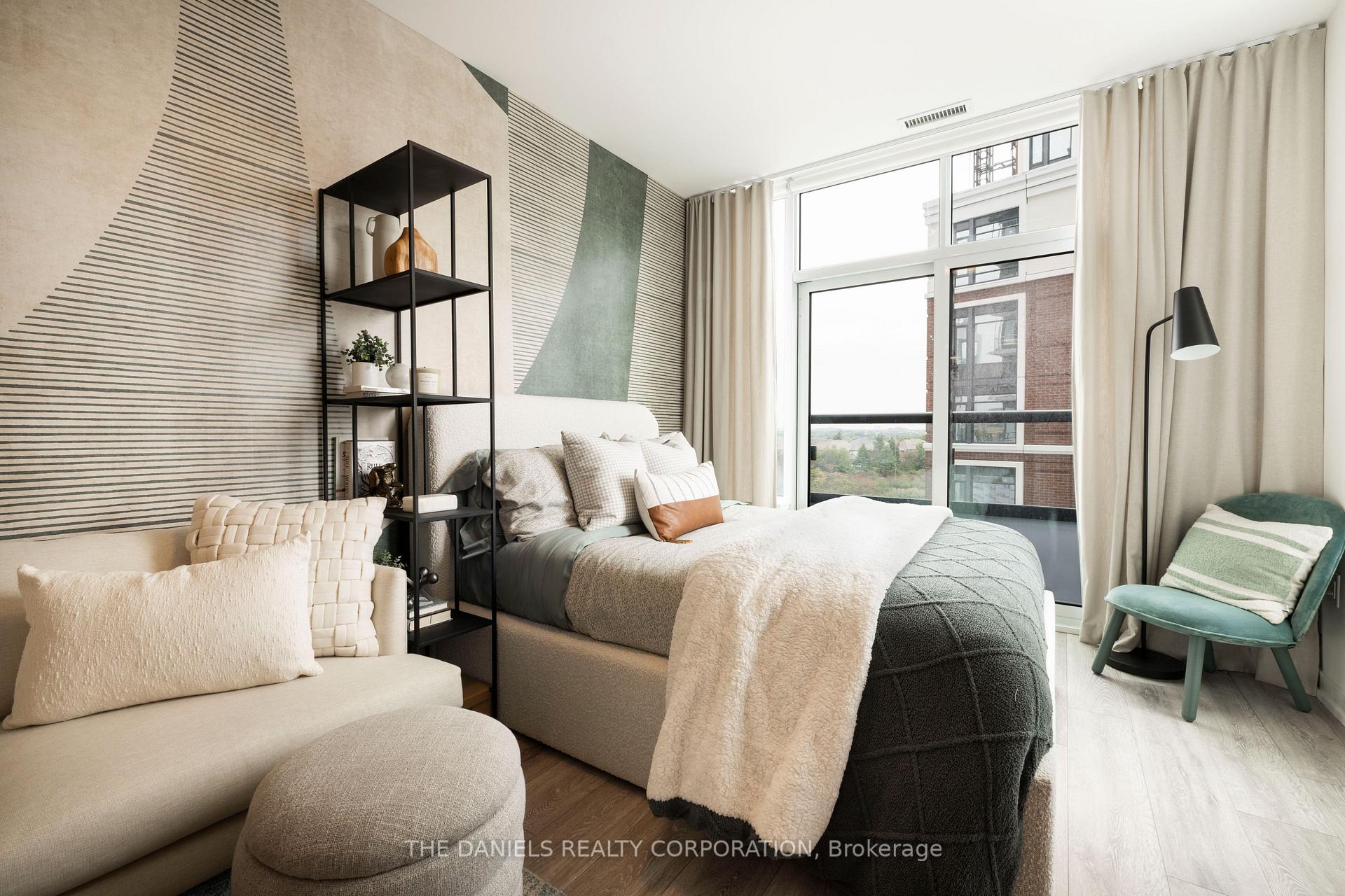 Photo 6 of Unit 807, 2485 Eglinton Avenue W, Mississauga, Central Erin Mills — HOMEH