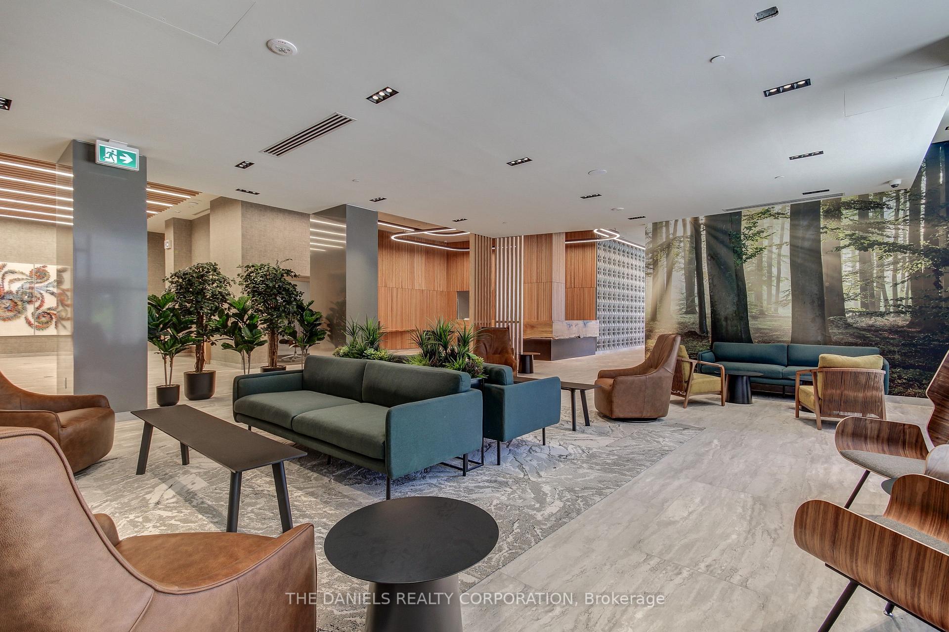 Photo 9 of Unit 807, 2485 Eglinton Avenue W, Mississauga, Central Erin Mills — HOMEH