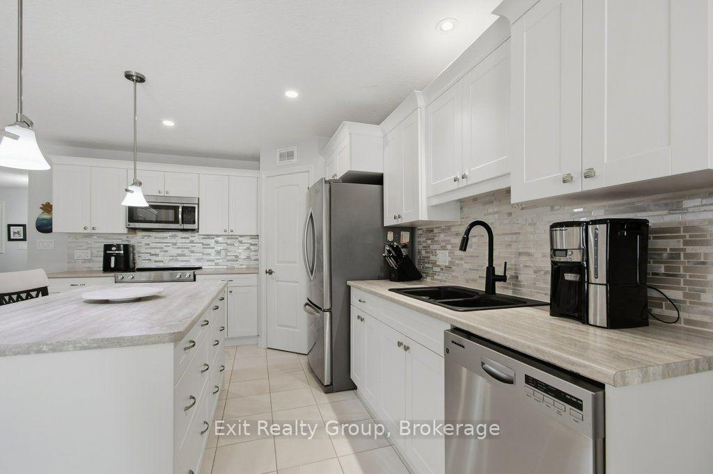 Photo 10 of 83 Conger Drive, Prince Edward County, Wellington Ward — HOMEH