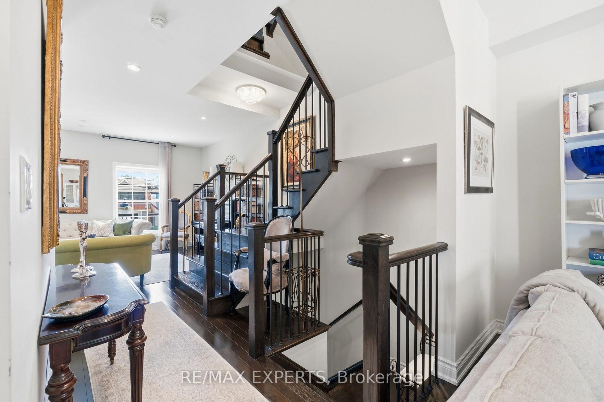 Photo 9 of Unit 7, 10060 Keele Street, Vaughan, Maple — HOMEH