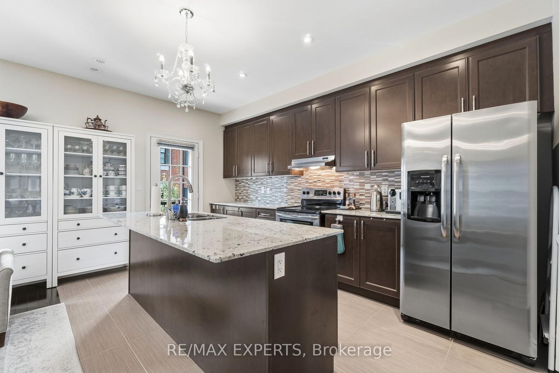 Photo 6 of Unit 7, 10060 Keele Street, Vaughan, Maple — HOMEH