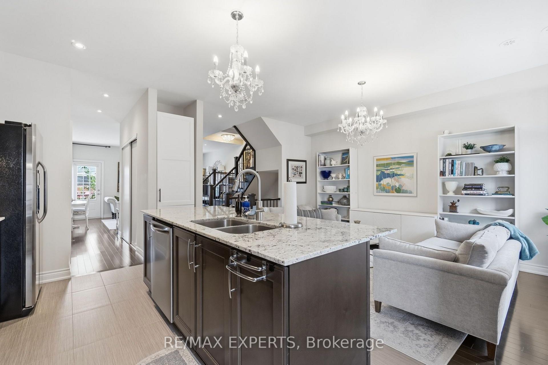 Photo 7 of Unit 7, 10060 Keele Street, Vaughan, Maple — HOMEH