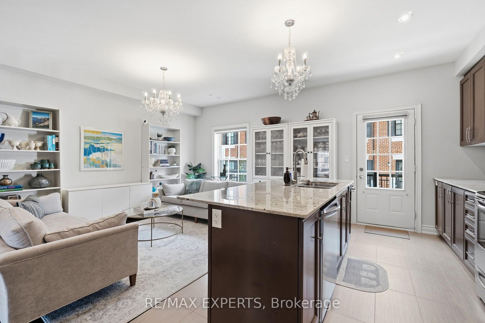 Photo 10 of Unit 7, 10060 Keele Street, Vaughan, Maple — HOMEH