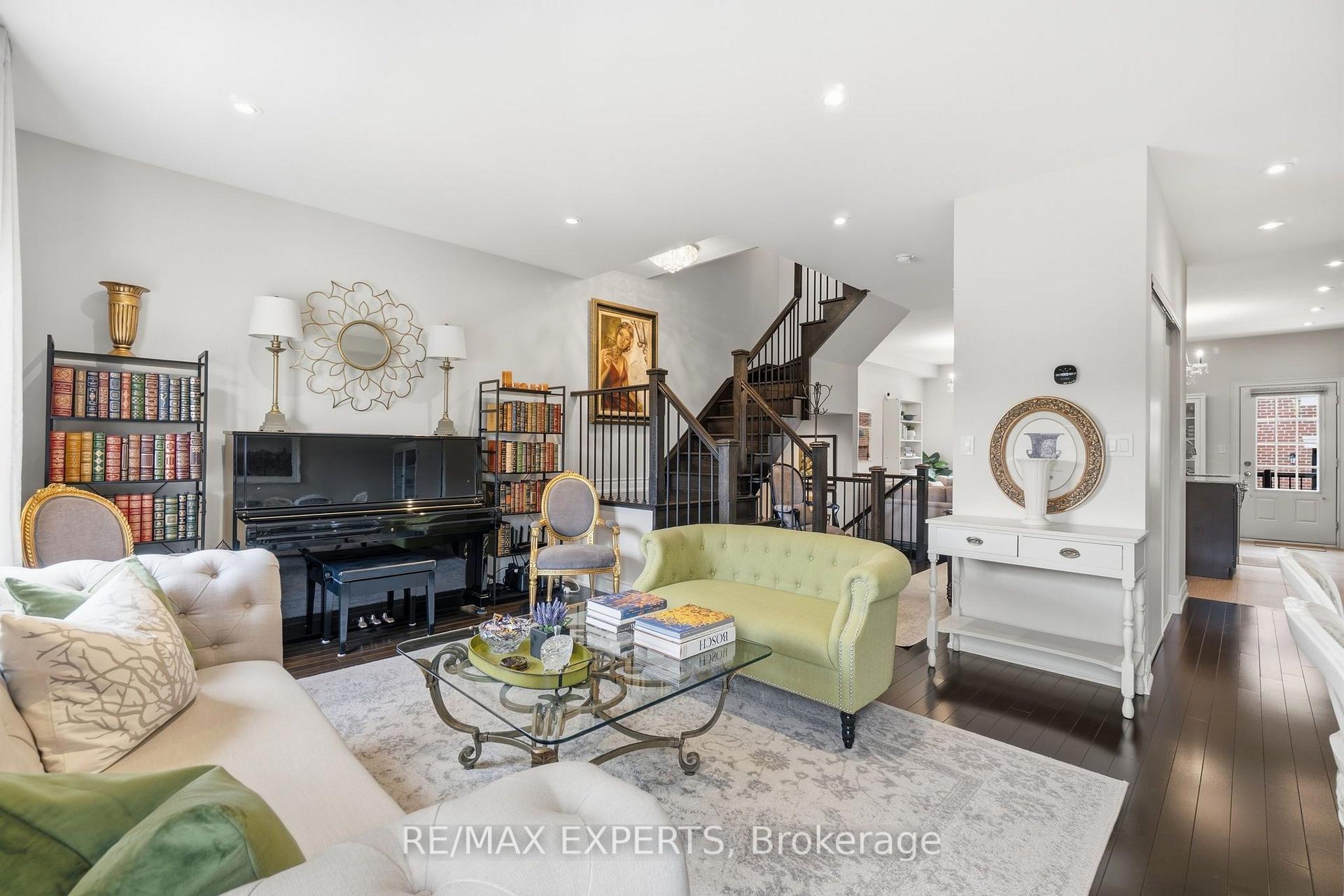 Photo 14 of Unit 7, 10060 Keele Street, Vaughan, Maple — HOMEH