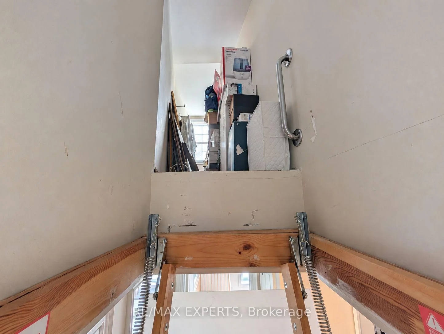 Photo 33 of Unit 7, 10060 Keele Street, Vaughan, Maple — HOMEH