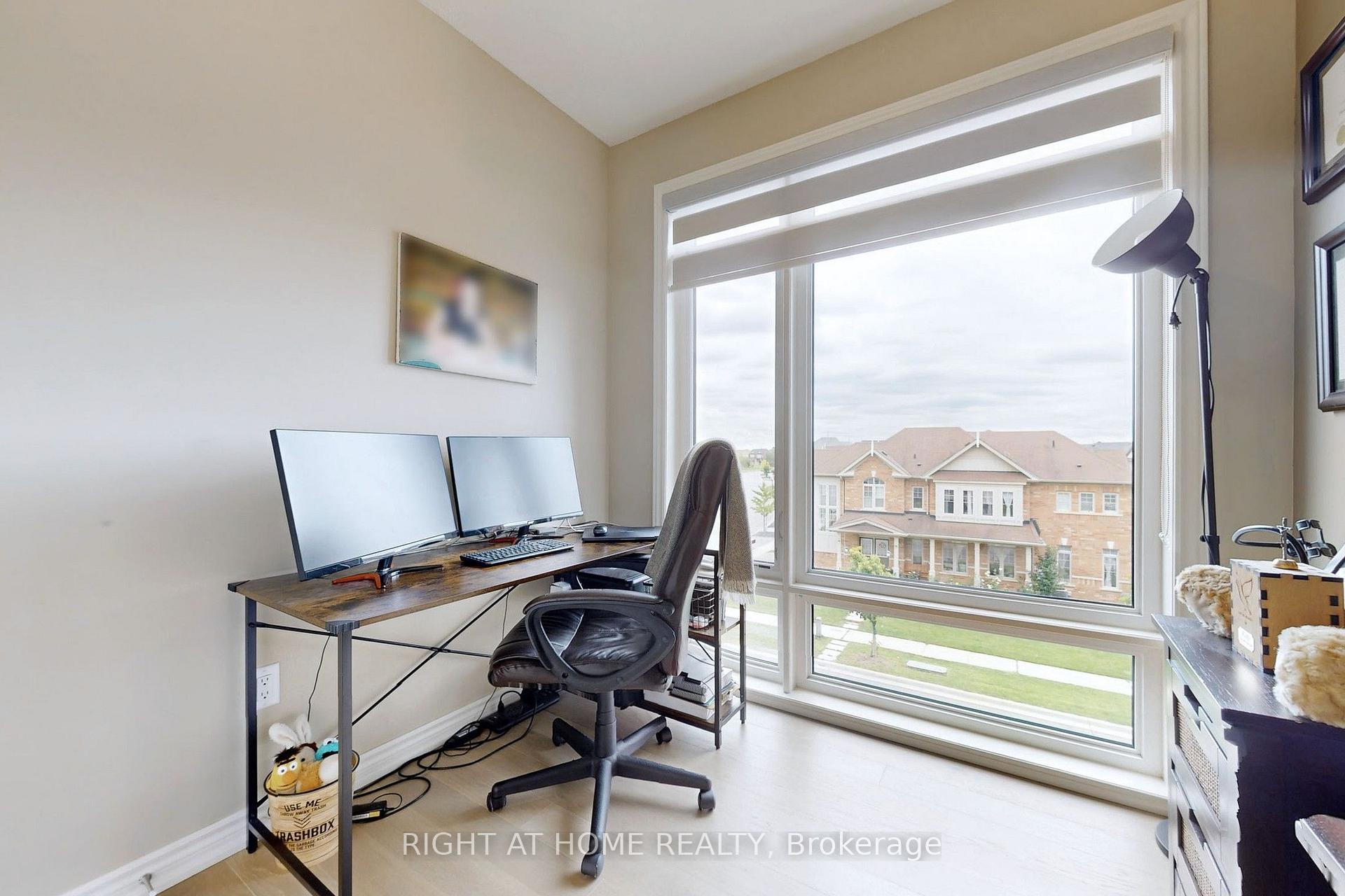 Photo 20 of 279 Moody Drive, Vaughan, Kleinburg — HOMEH