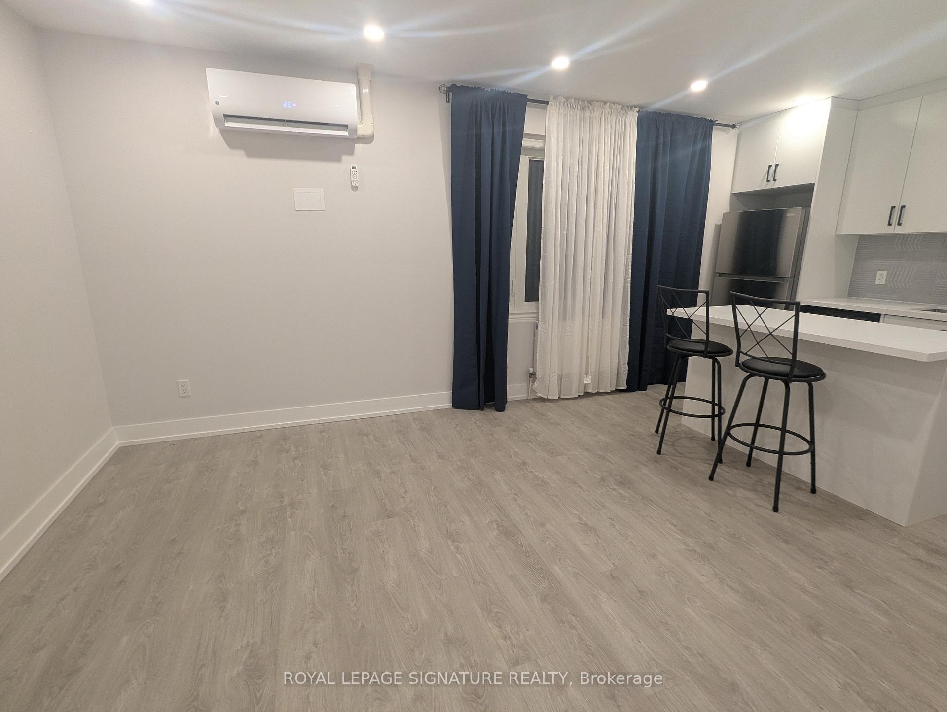 Photo 4 of Unit 1, 28 Leduc Drive, Etobicoke, Rexdale-Kipling — HOMEH