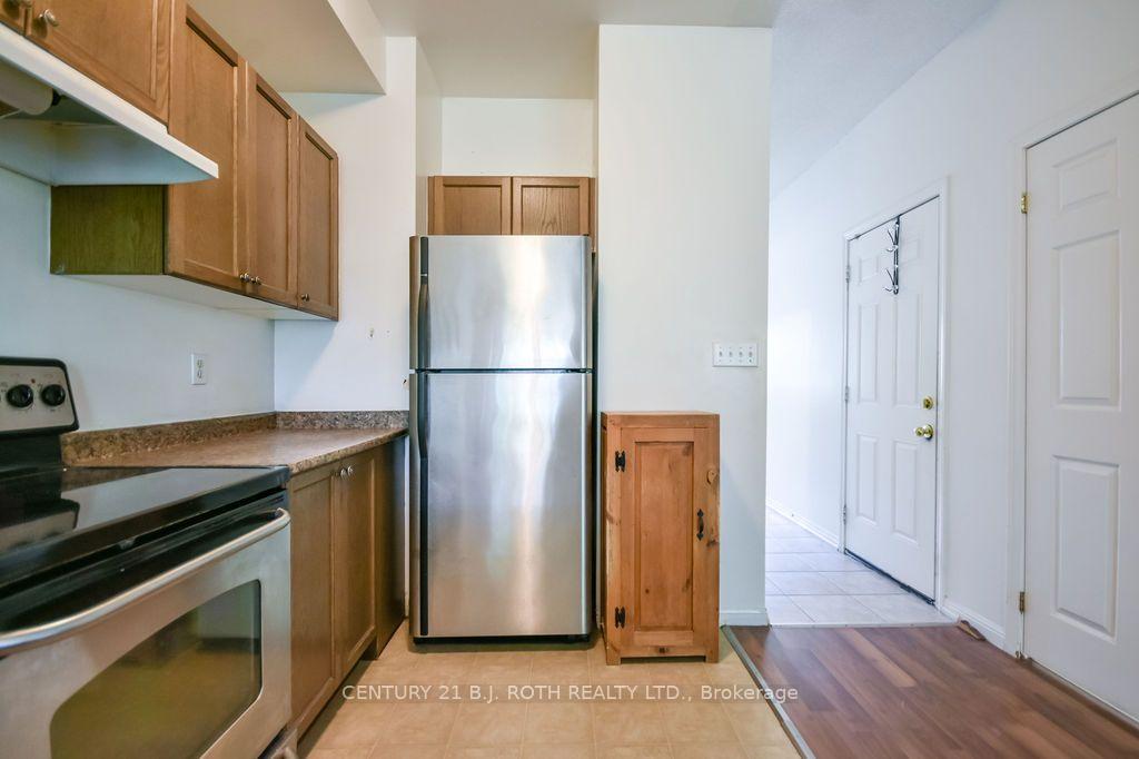 Photo 10 of Unit 62, 175 Stanley Street, Barrie, East Bayfield — HOMEH
