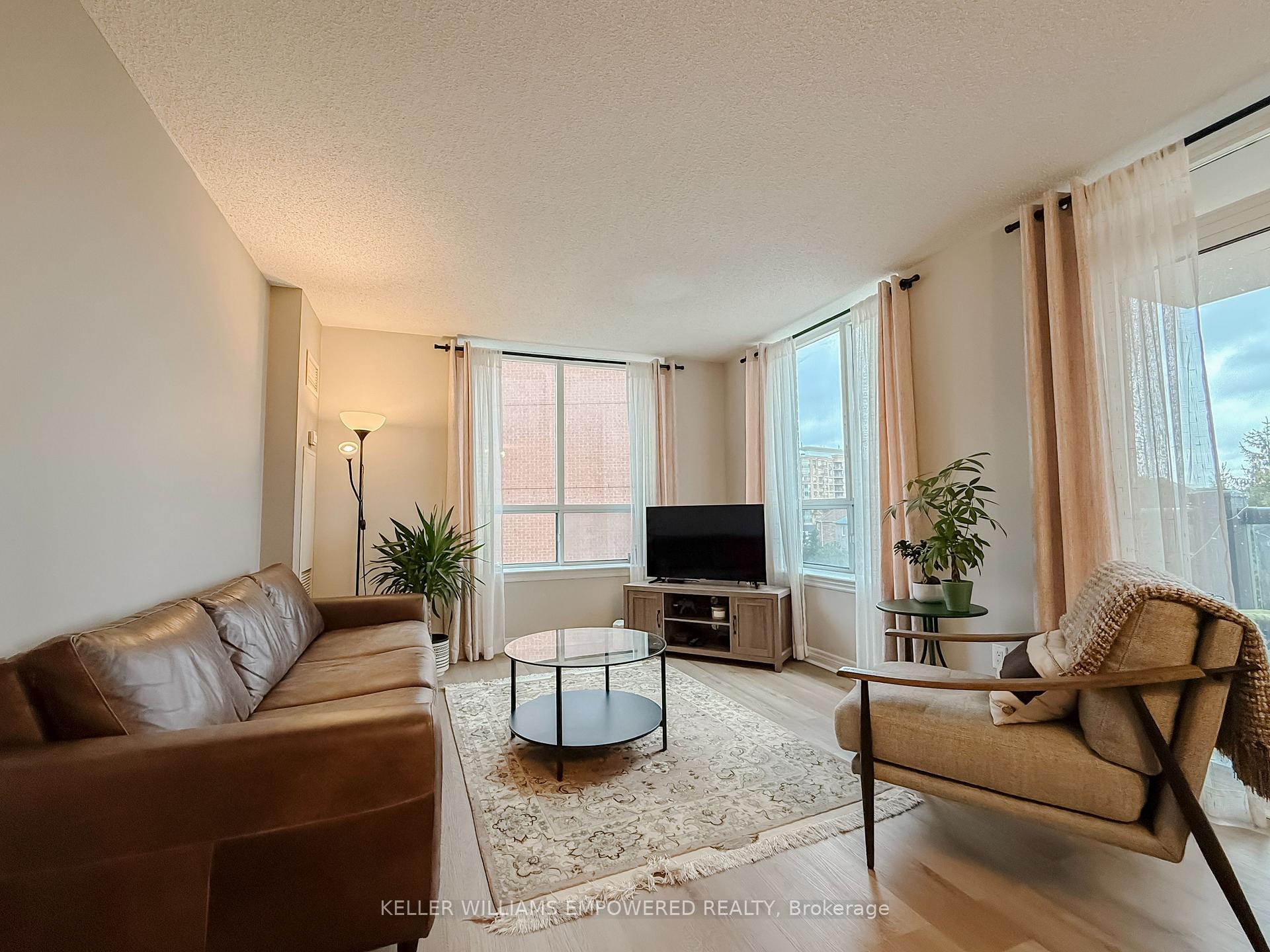 Photo 5 of Unit 302, 51 Times Avenue, Markham, Commerce Valley — HOMEH