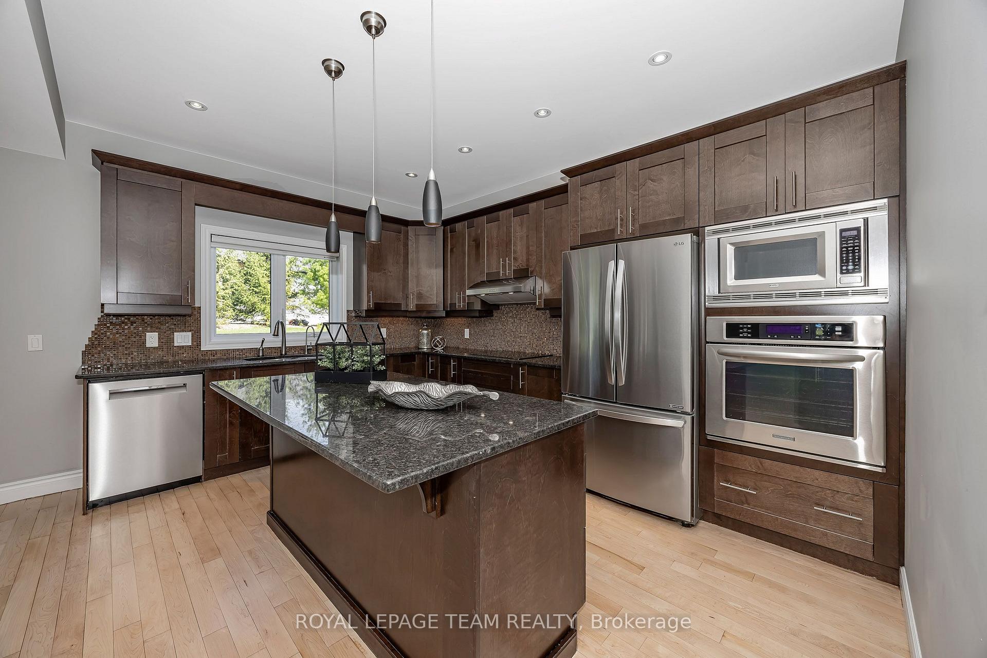 Photo 18 of 8351 Lourdes Way, Ottawa, Metcalfe — HOMEH