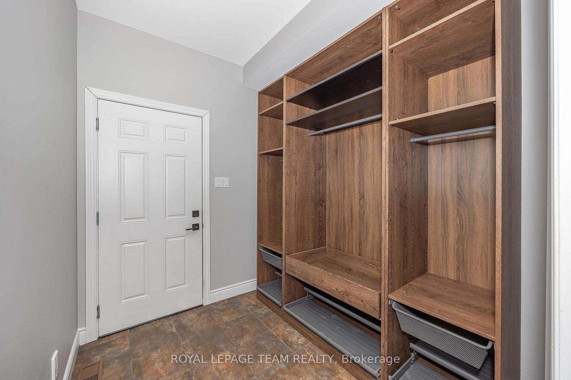 Photo 23 of 8351 Lourdes Way, Ottawa, Metcalfe — HOMEH