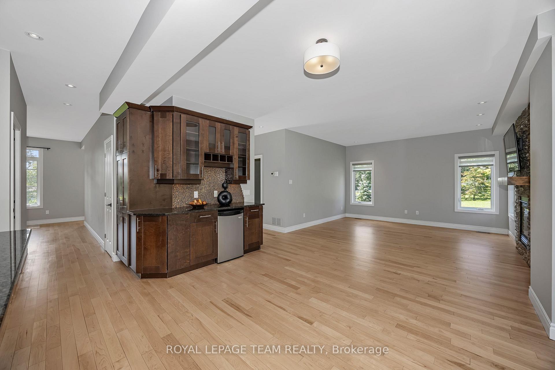 Photo 21 of 8351 Lourdes Way, Ottawa, Metcalfe — HOMEH