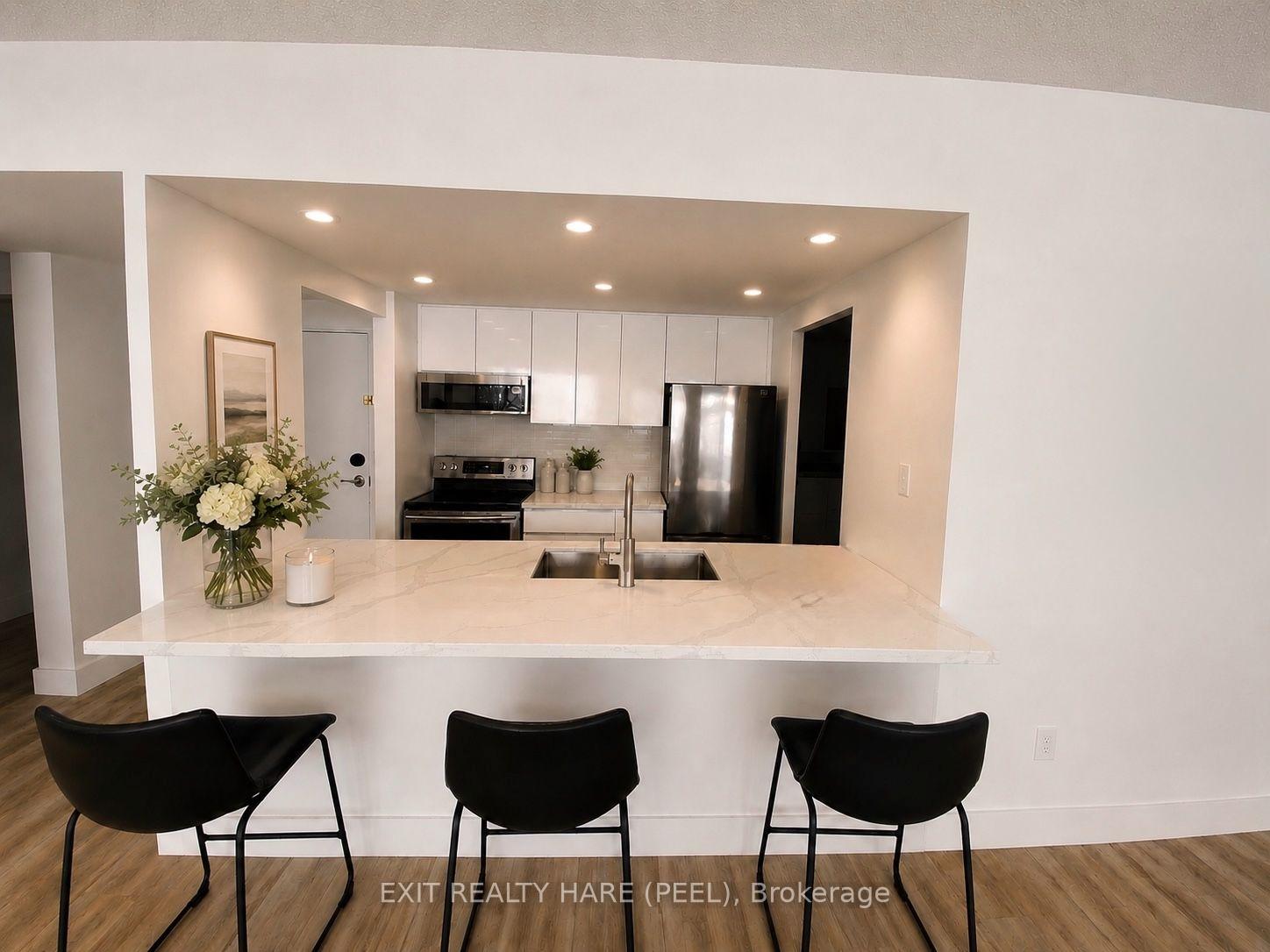 Photo 13 of Unit 133, 8351 Mclaughlin Road S, Brampton, Brampton South — HOMEH