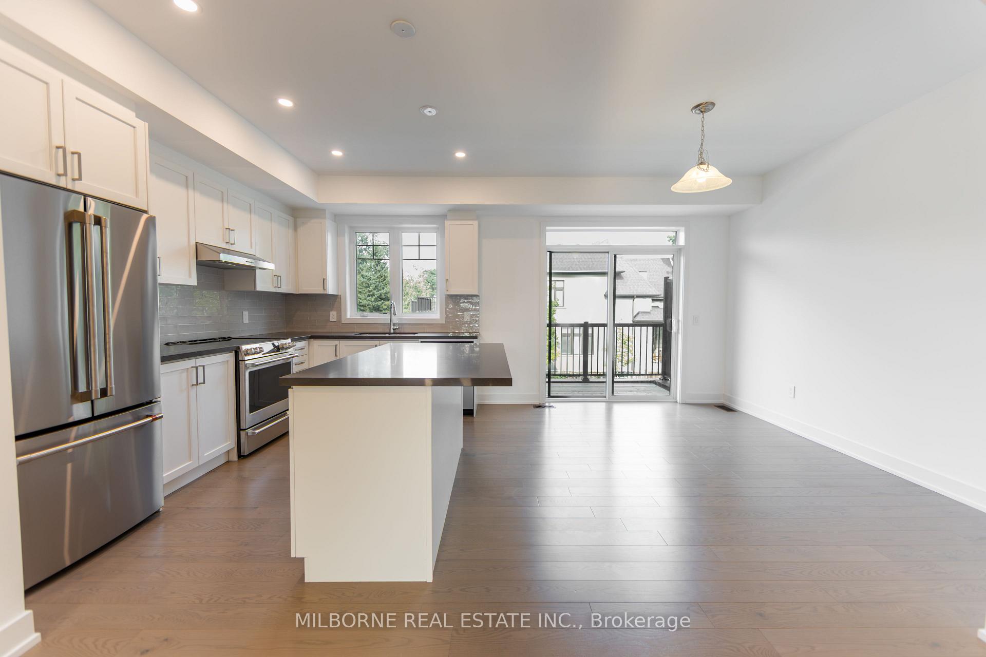 Photo 7 of 12 Fred Beaton Place, King, King City — HOMEH
