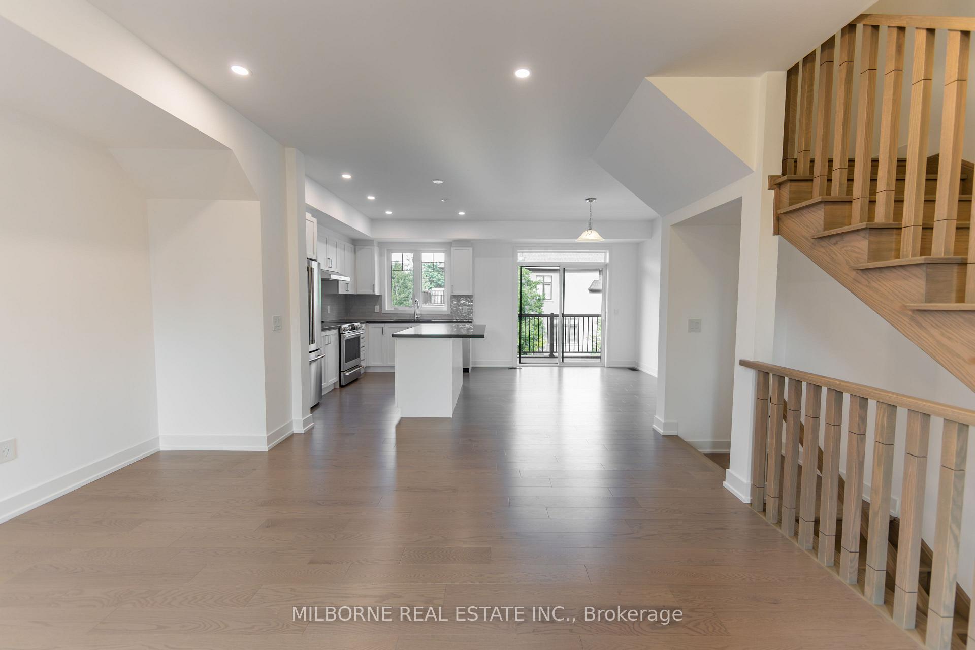 Photo 11 of 12 Fred Beaton Place, King, King City — HOMEH
