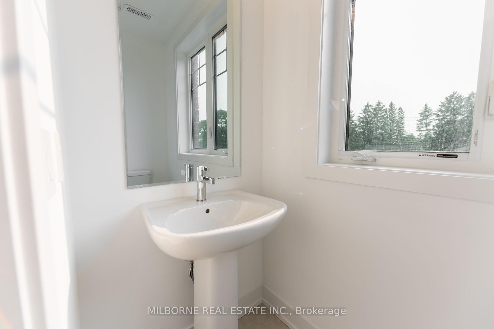 Photo 20 of 12 Fred Beaton Place, King, King City — HOMEH