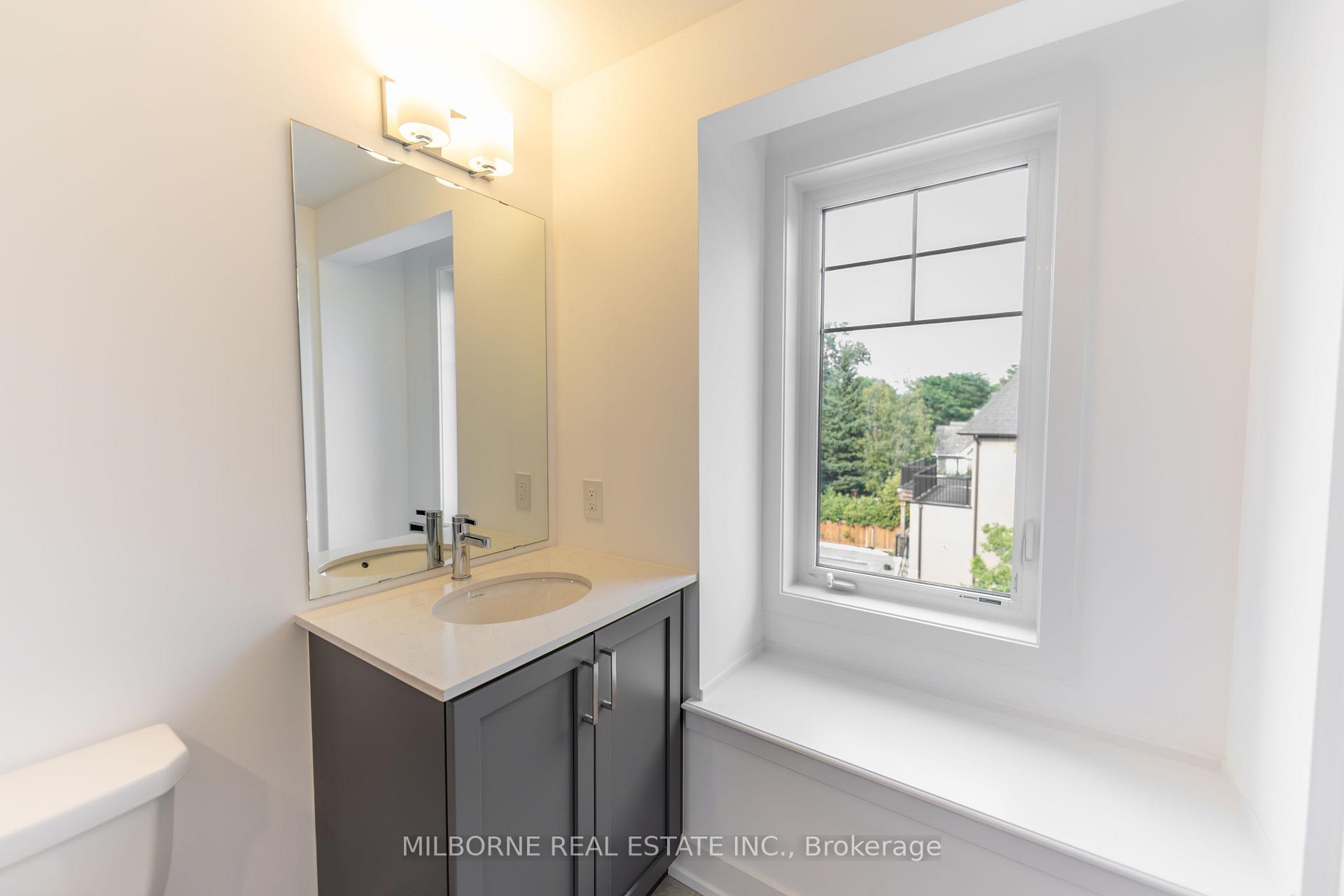 Photo 26 of 12 Fred Beaton Place, King, King City — HOMEH