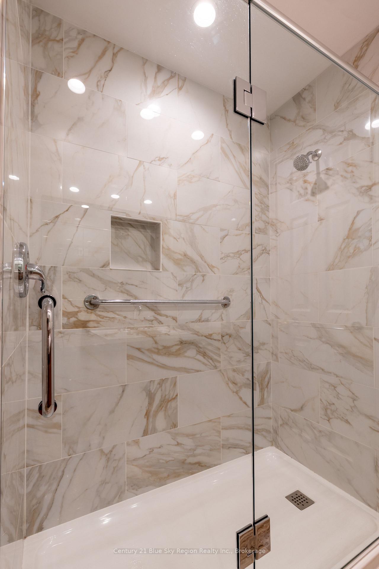 Photo 12 of 624 Lakeshore Drive, North Bay, Ferris — HOMEH