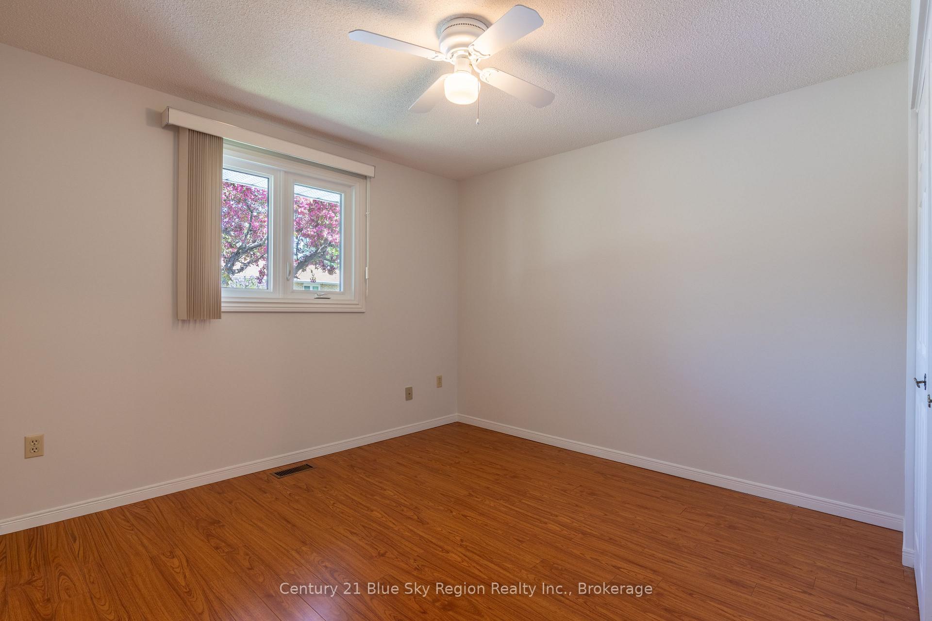 Photo 15 of 624 Lakeshore Drive, North Bay, Ferris — HOMEH