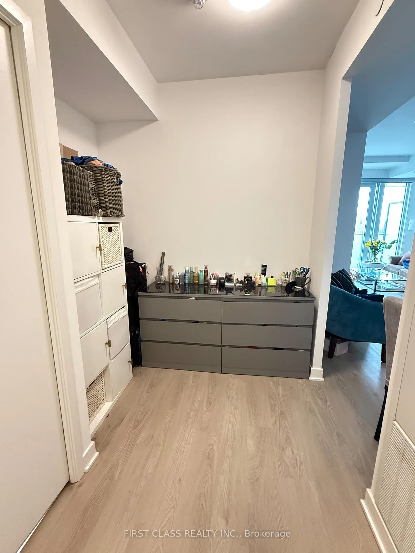 Photo 3 of Unit 2513, 3900 Confederation Parkway, Mississauga, City Centre — HOMEH