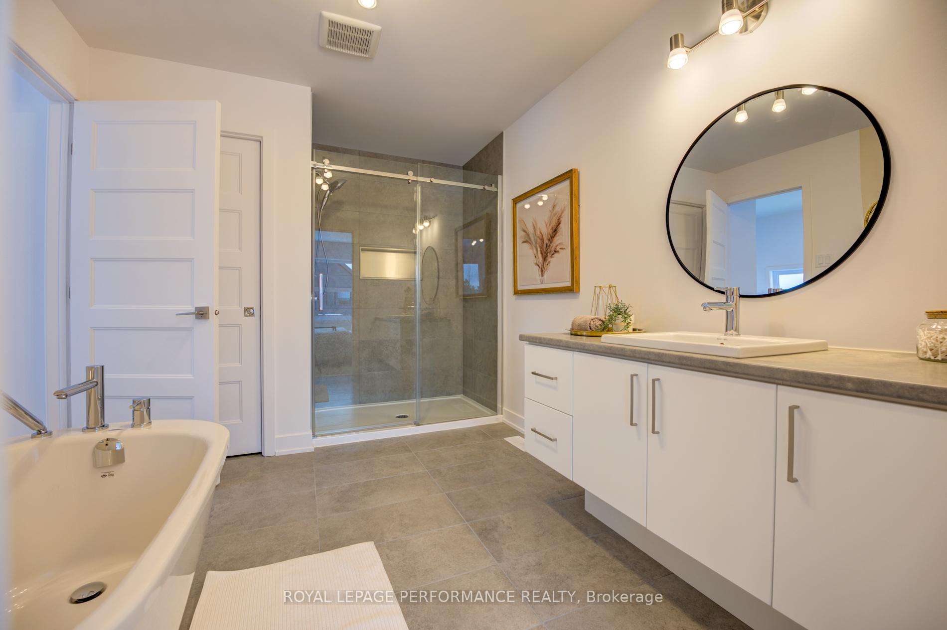 Photo 55 of 2525 Gray Crescent, Clarence-Rockland, Town of Rockland — HOMEH