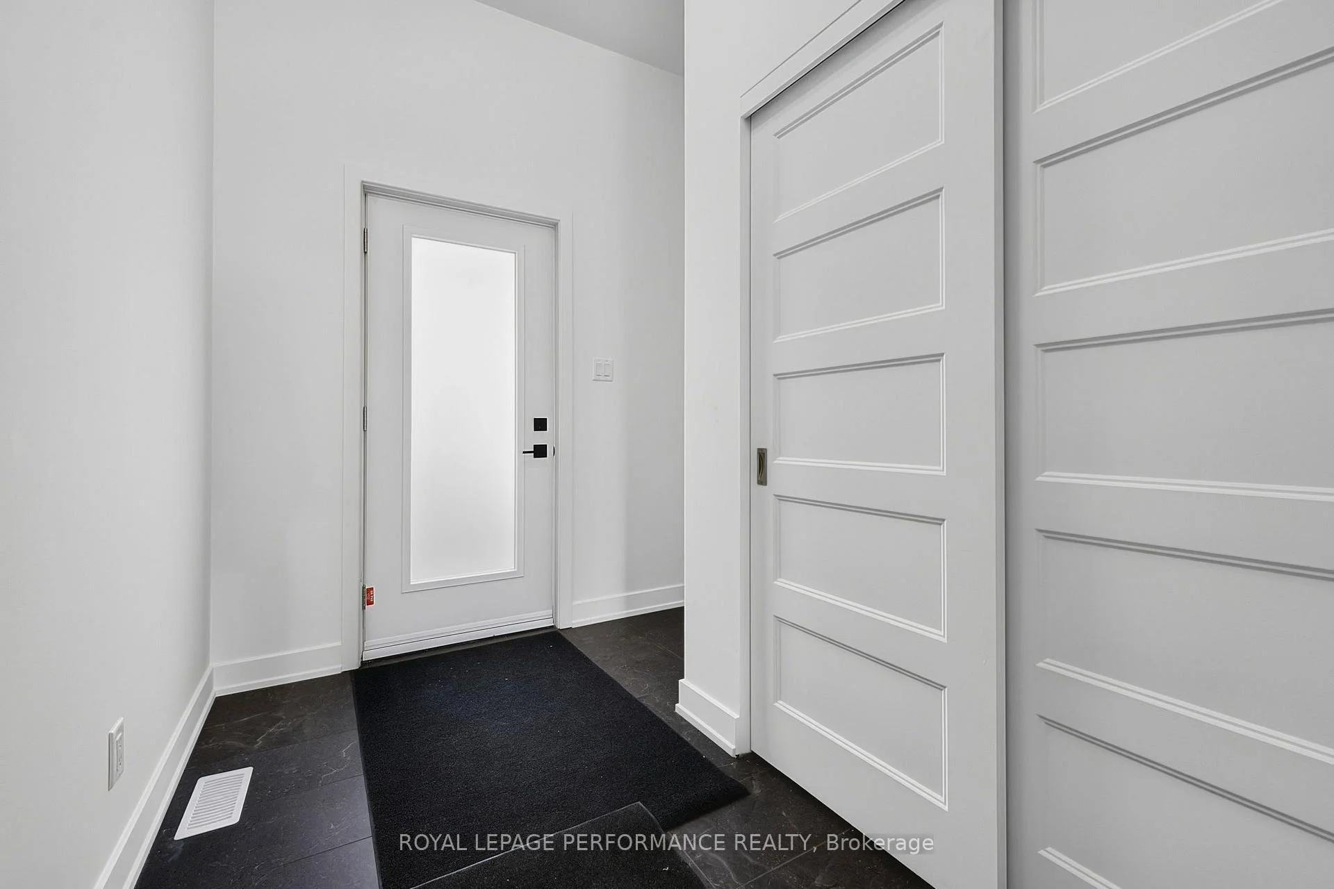 Photo 6 of 2525 Gray Crescent, Clarence-Rockland, Town of Rockland — HOMEH