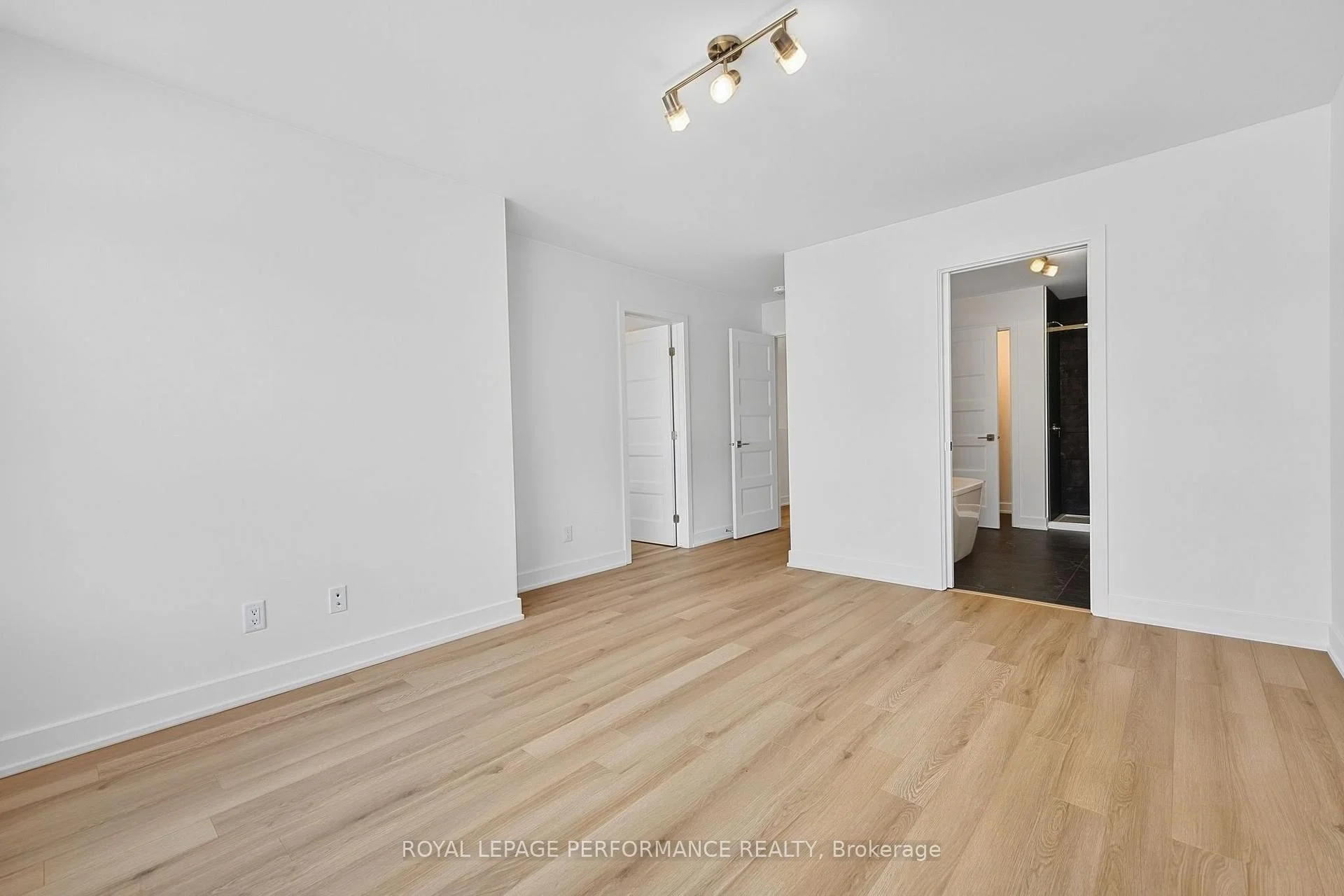 Photo 28 of 2525 Gray Crescent, Clarence-Rockland, Town of Rockland — HOMEH