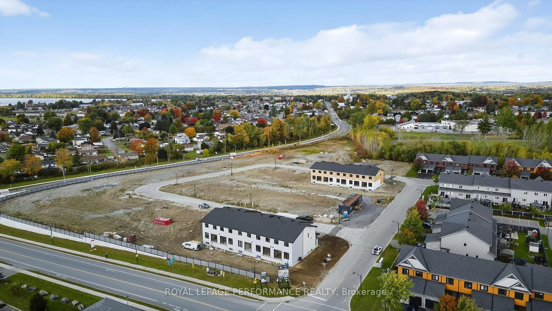 Photo 60 of 2525 Gray Crescent, Clarence-Rockland, Town of Rockland — HOMEH