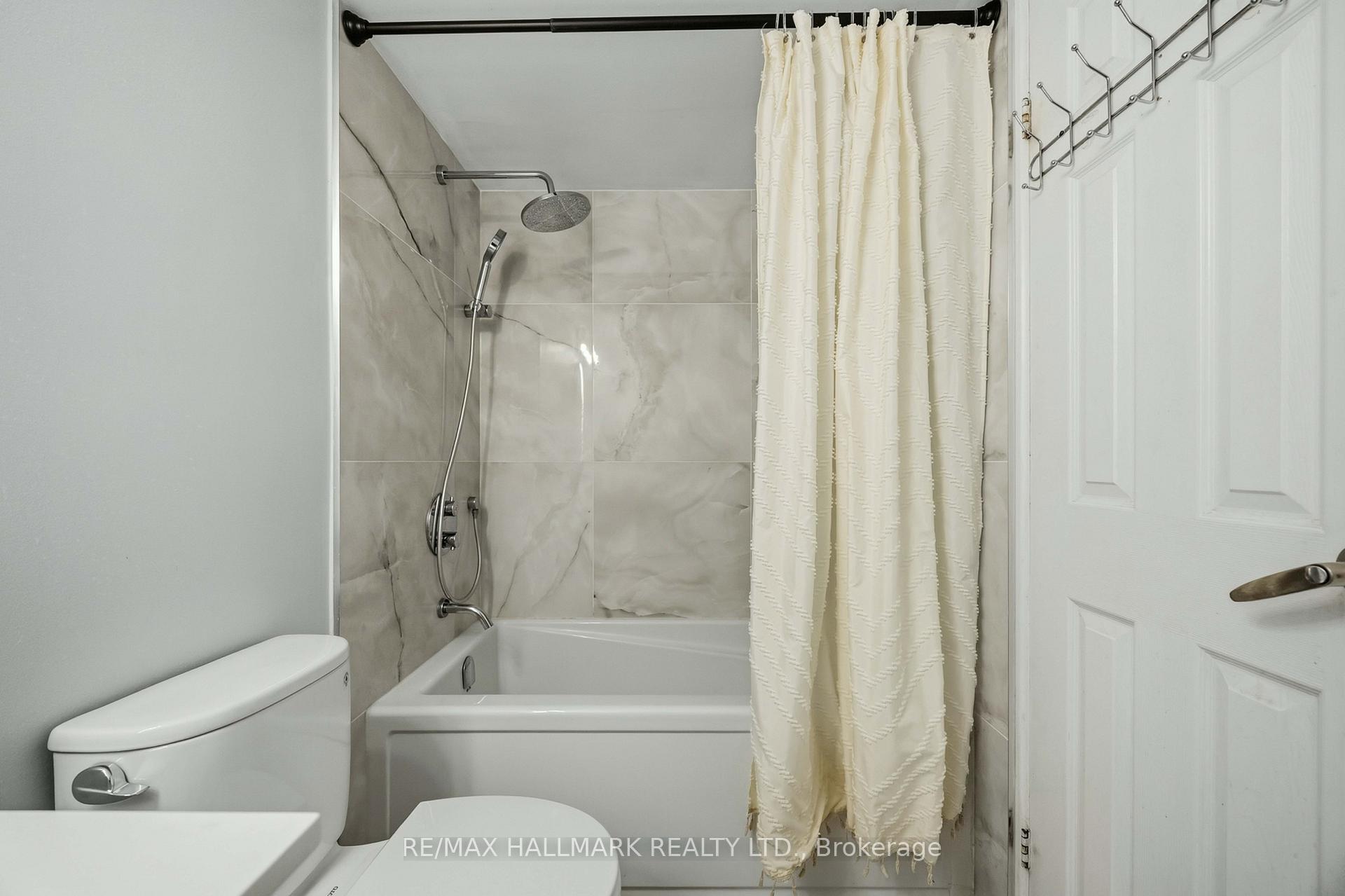 Photo 19 of Unit 808, 100 Echo Point, Scarborough, L'Amoreaux — HOMEH