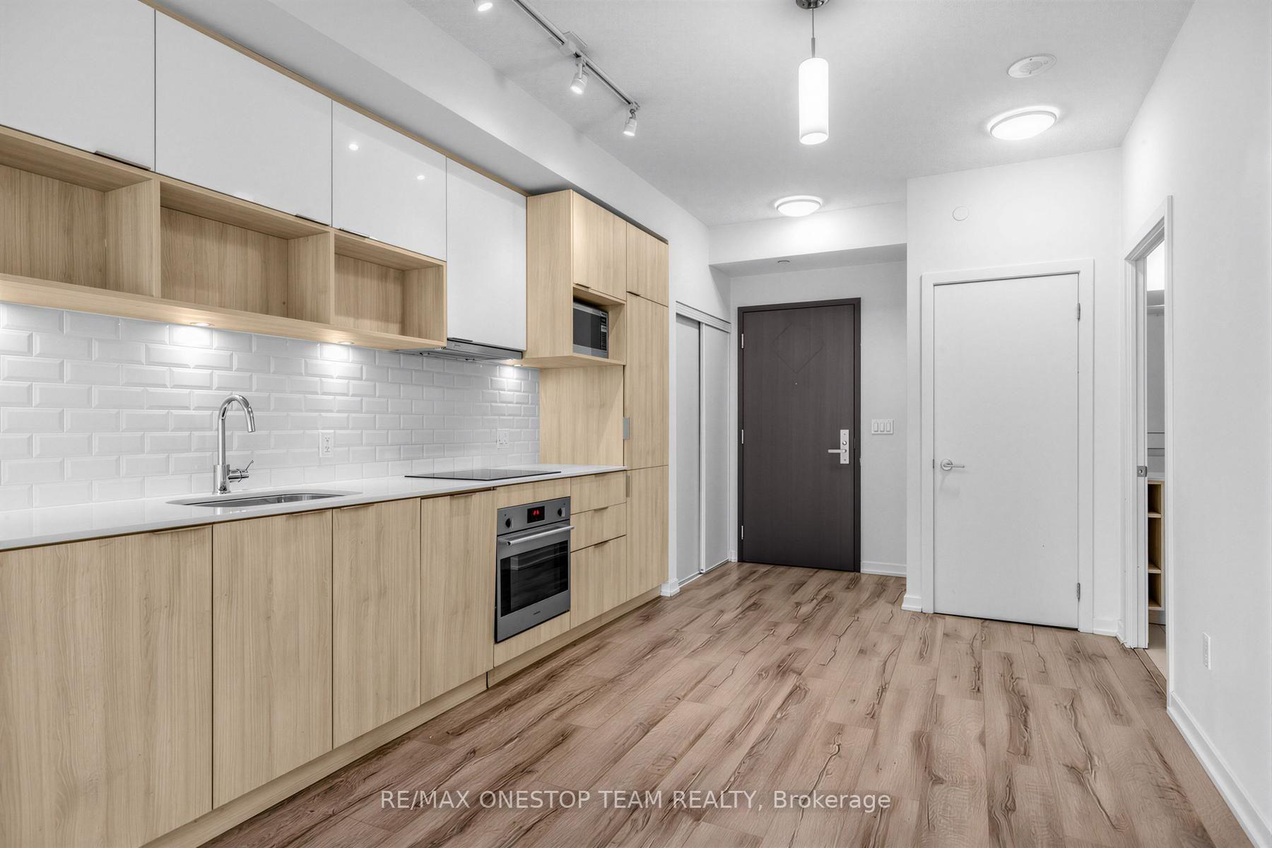 Photo 9 of Unit 707, 52 Forest Manor Road, North York, Henry Farm — HOMEH