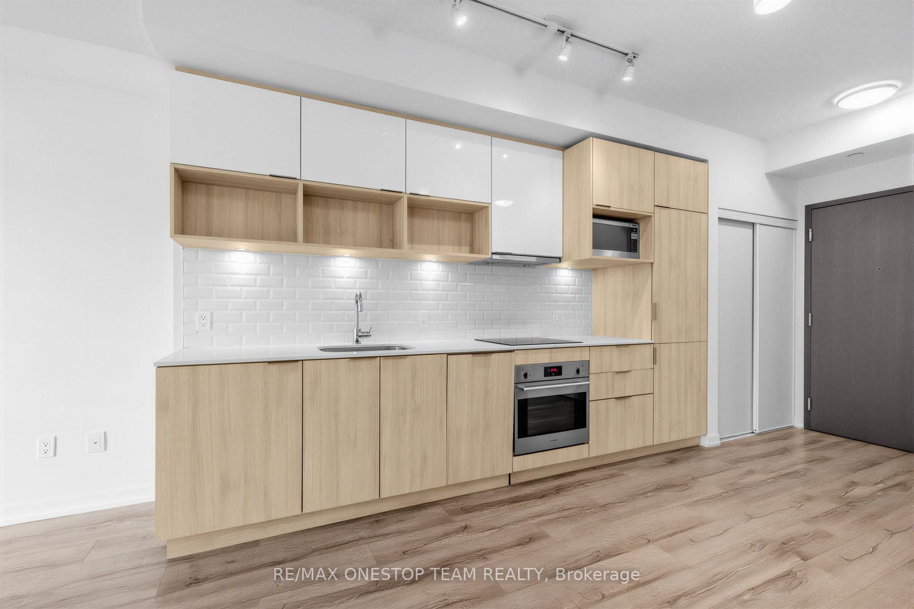 Photo 12 of Unit 707, 52 Forest Manor Road, North York, Henry Farm — HOMEH