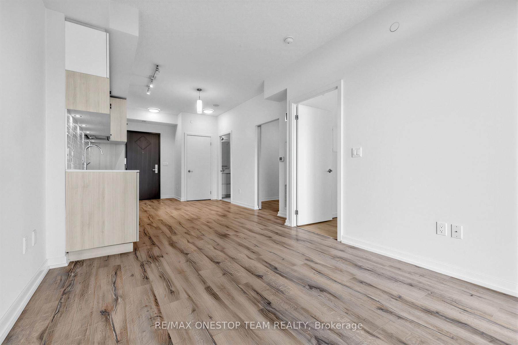 Photo 24 of Unit 707, 52 Forest Manor Road, North York, Henry Farm — HOMEH