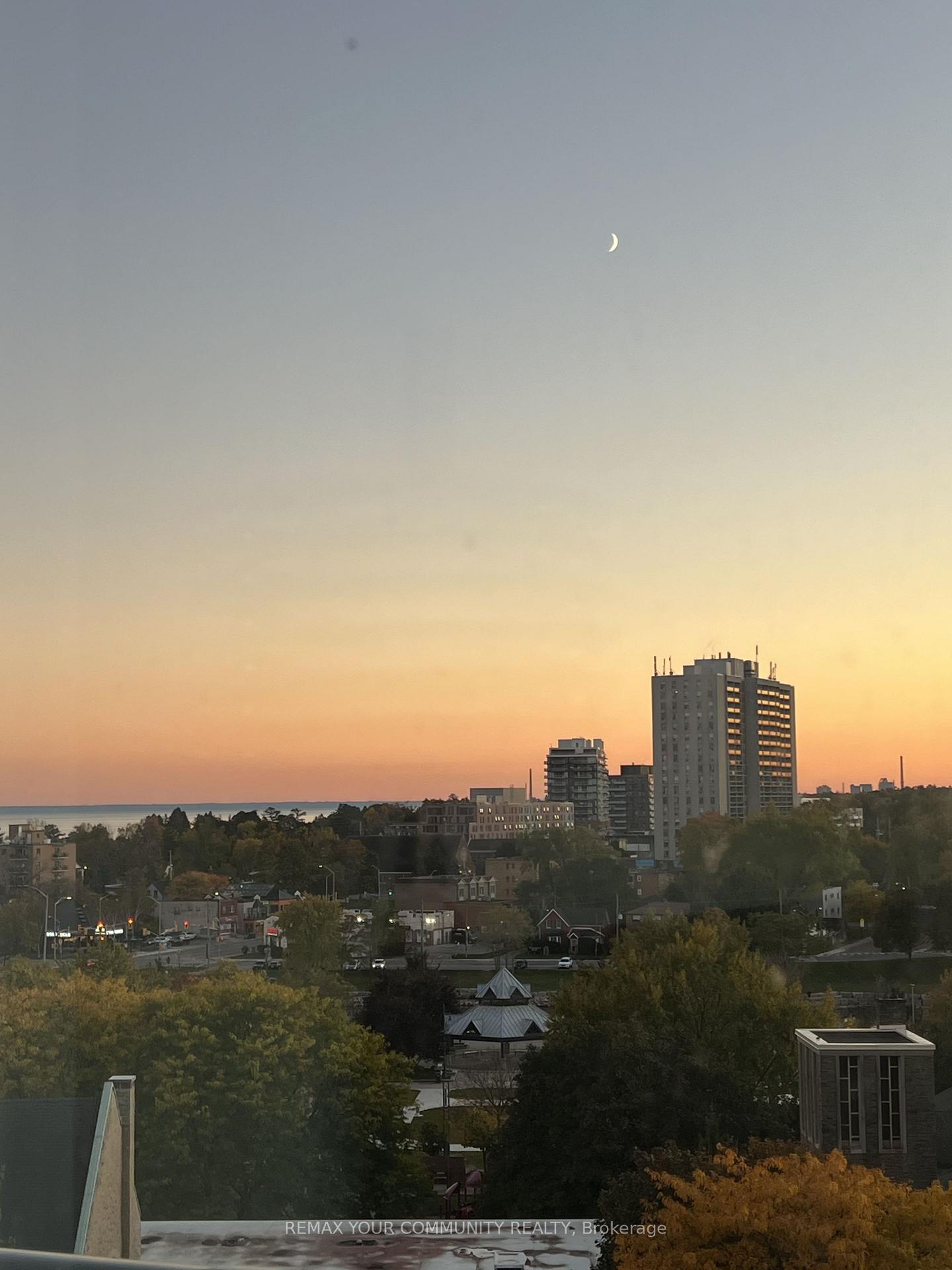 Photo 9 of Unit 906, 21 Park Street E, Mississauga, Port Credit — HOMEH