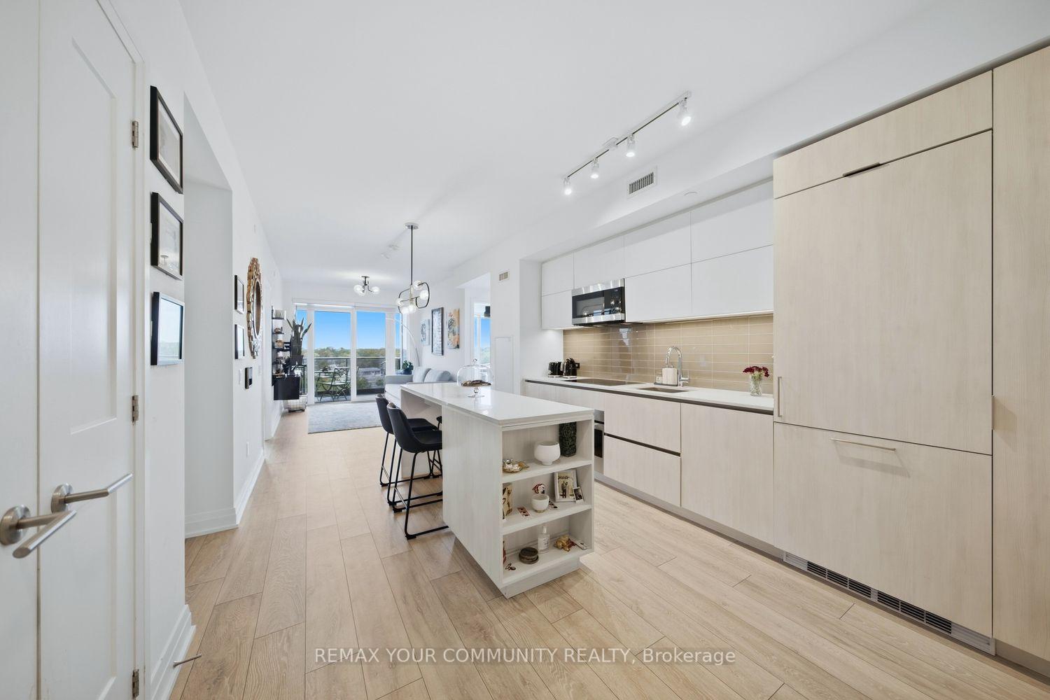 Photo 10 of Unit 906, 21 Park Street E, Mississauga, Port Credit — HOMEH