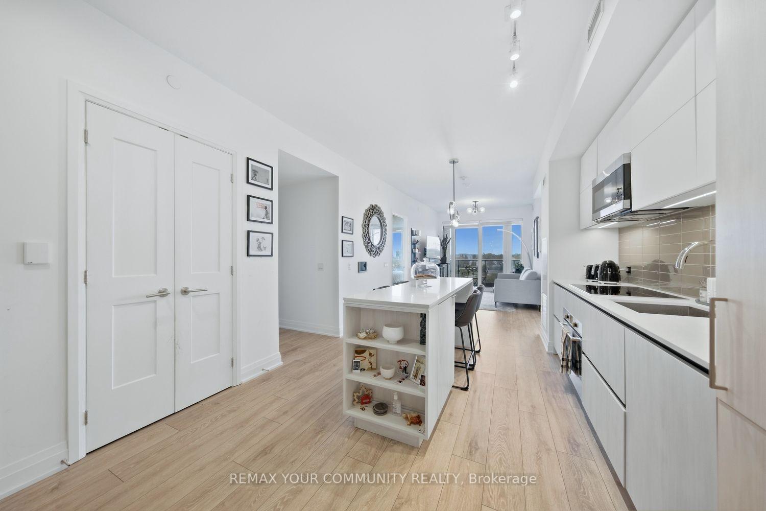Photo 16 of Unit 906, 21 Park Street E, Mississauga, Port Credit — HOMEH