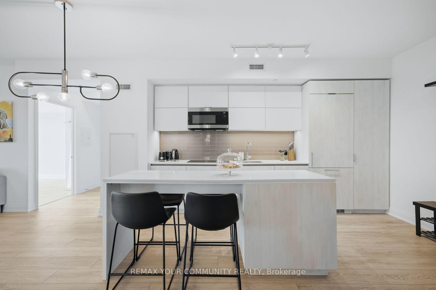 Photo 18 of Unit 906, 21 Park Street E, Mississauga, Port Credit — HOMEH