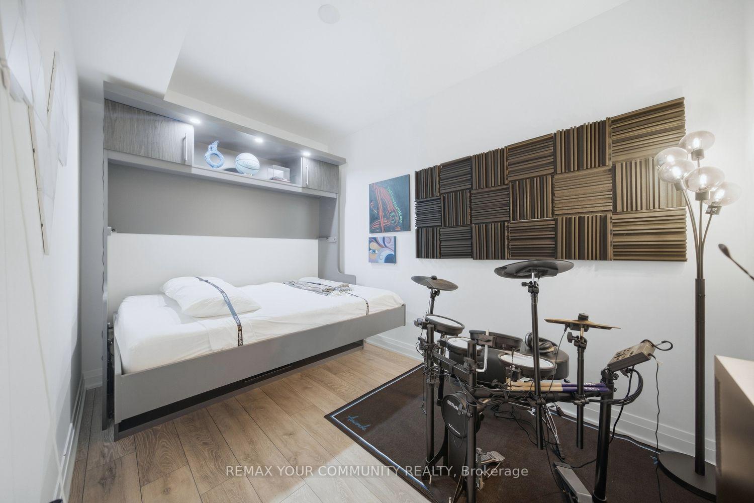 Photo 62 of Unit 906, 21 Park Street E, Mississauga, Port Credit — HOMEH