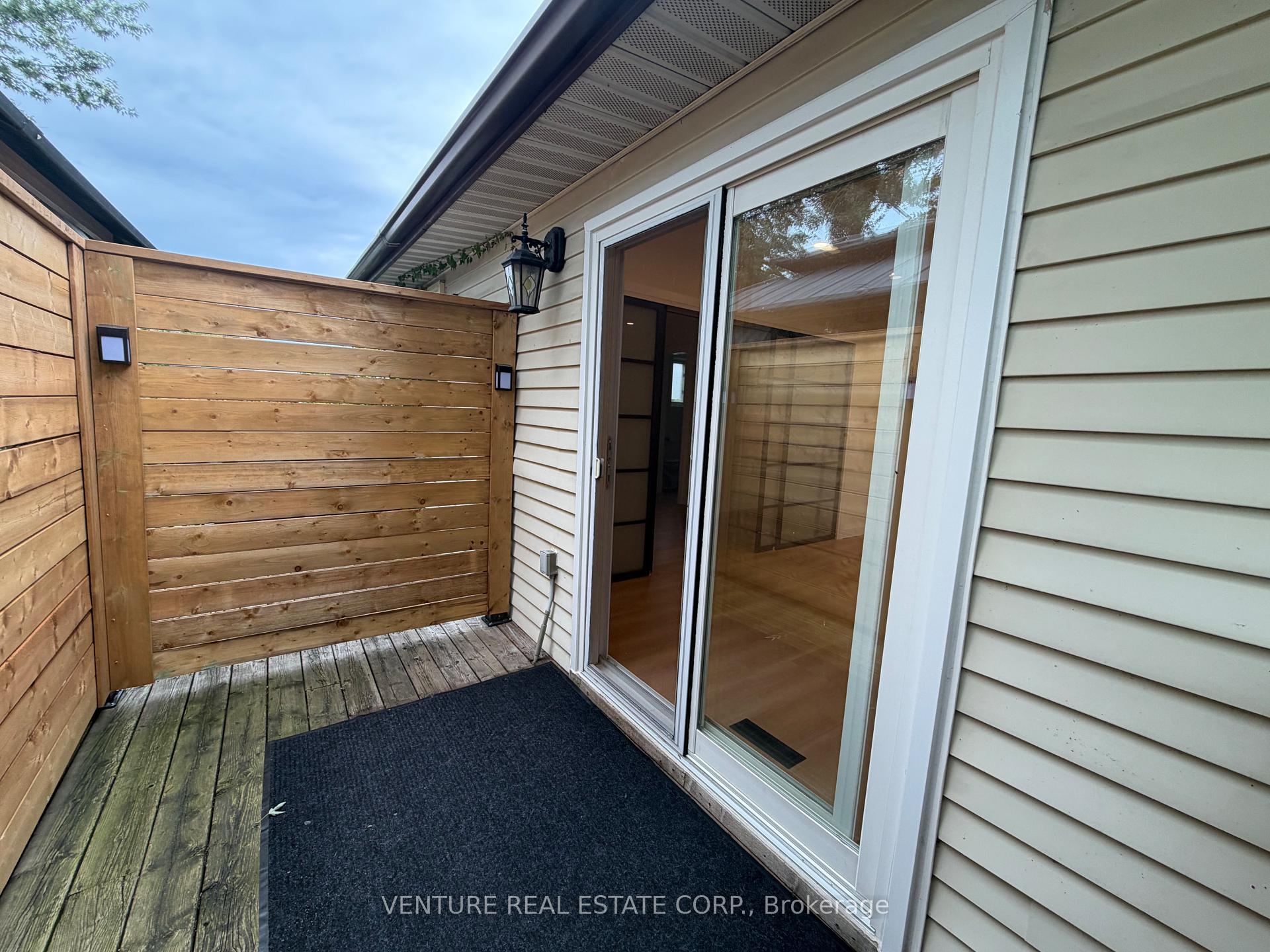 Photo 4 of 1329 Belair Crescent, Oshawa, Eastdale — HOMEH