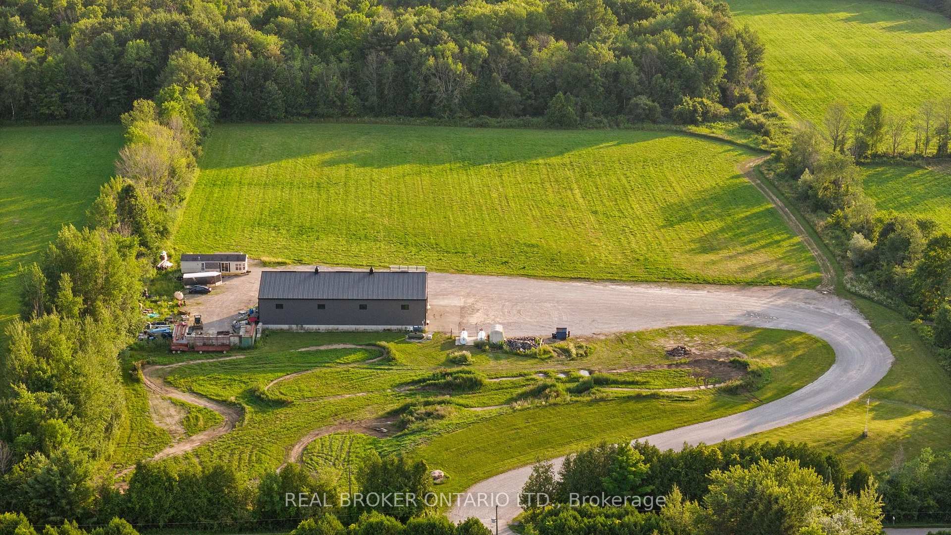 Photo 12 of 3750 10 Line N, Oro-Medonte, Rural Oro-Medonte — HOMEH
