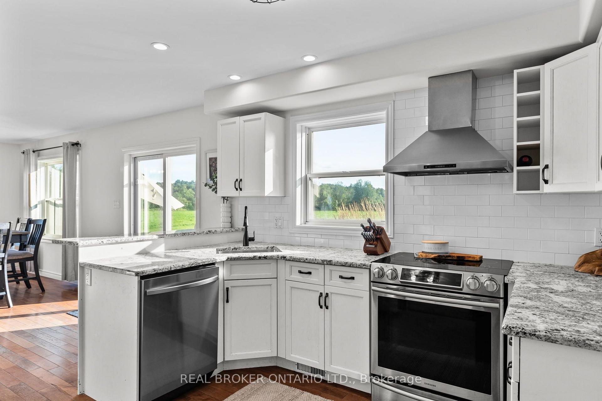 Photo 30 of 3750 10 Line N, Oro-Medonte, Rural Oro-Medonte — HOMEH