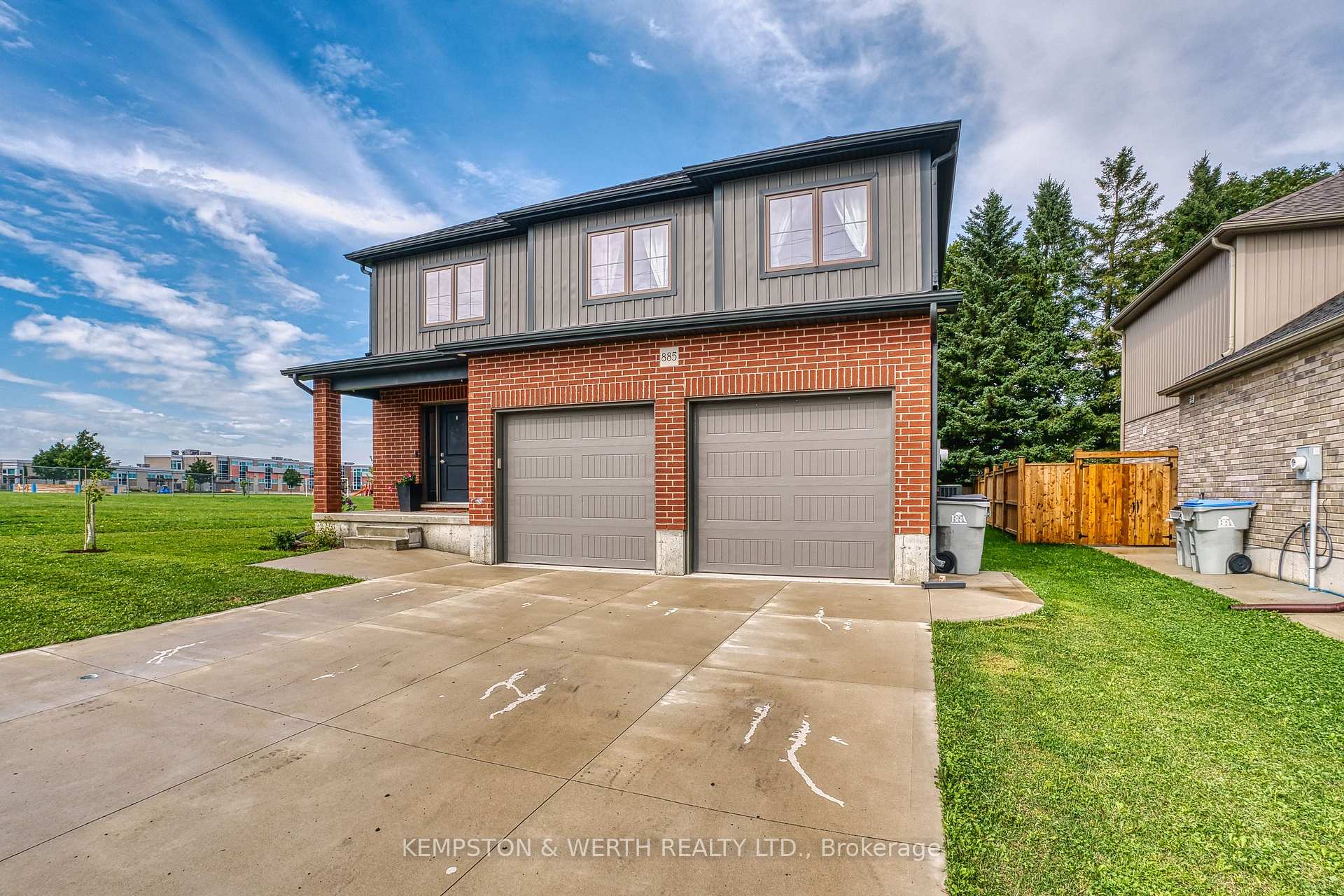 Photo 2 of 885 Binning Street W, North Perth, Listowel — HOMEH