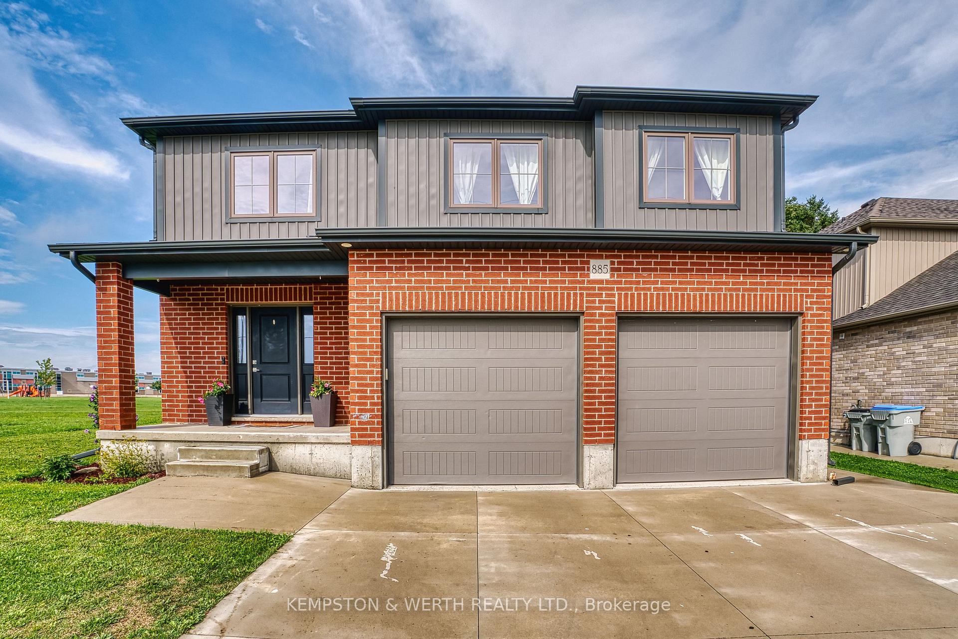 Photo 3 of 885 Binning Street W, North Perth, Listowel — HOMEH