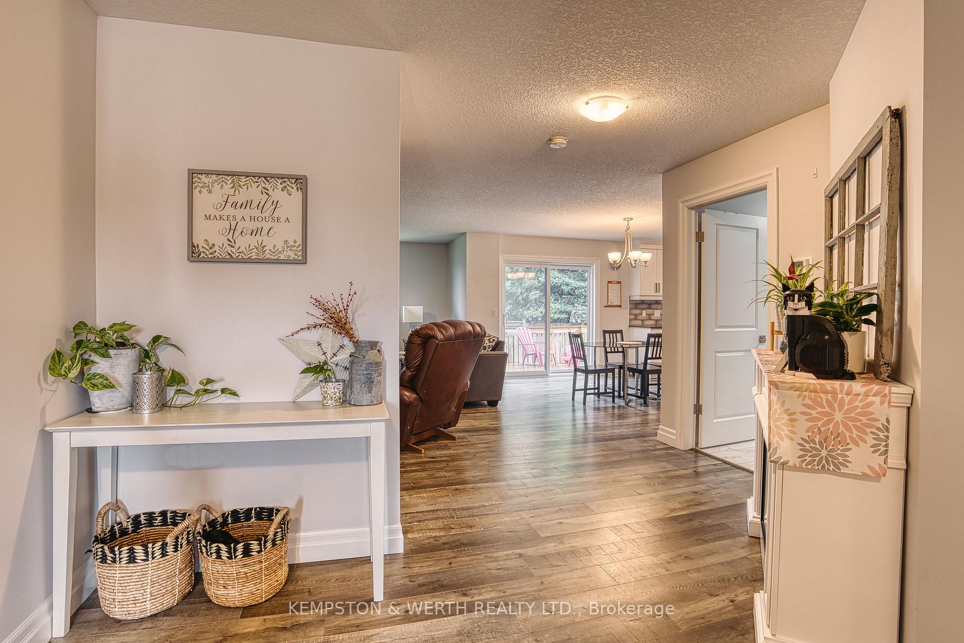 Photo 6 of 885 Binning Street W, North Perth, Listowel — HOMEH
