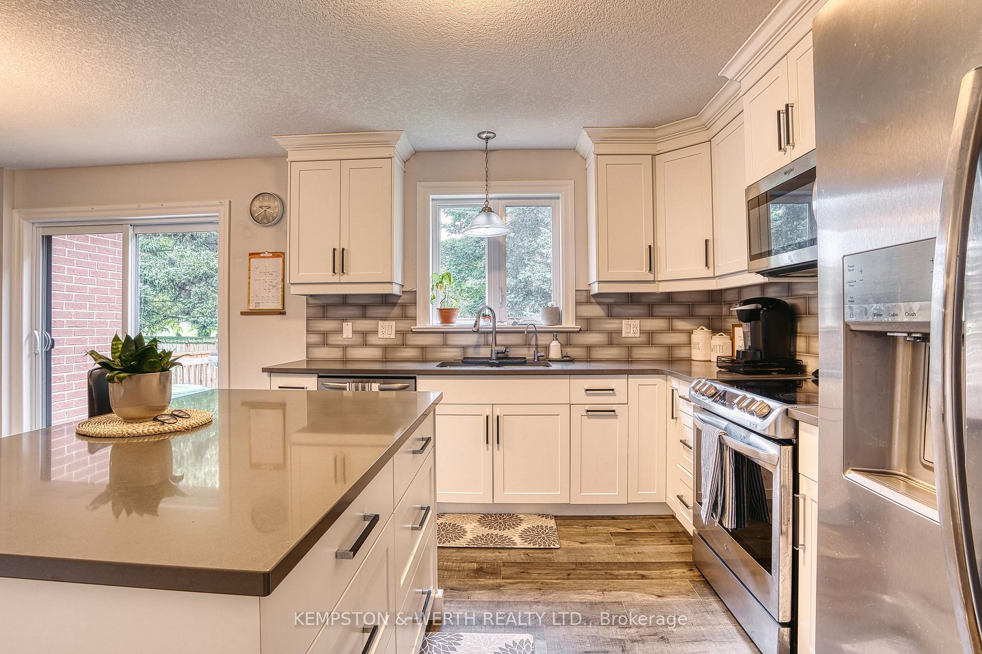 Photo 10 of 885 Binning Street W, North Perth, Listowel — HOMEH