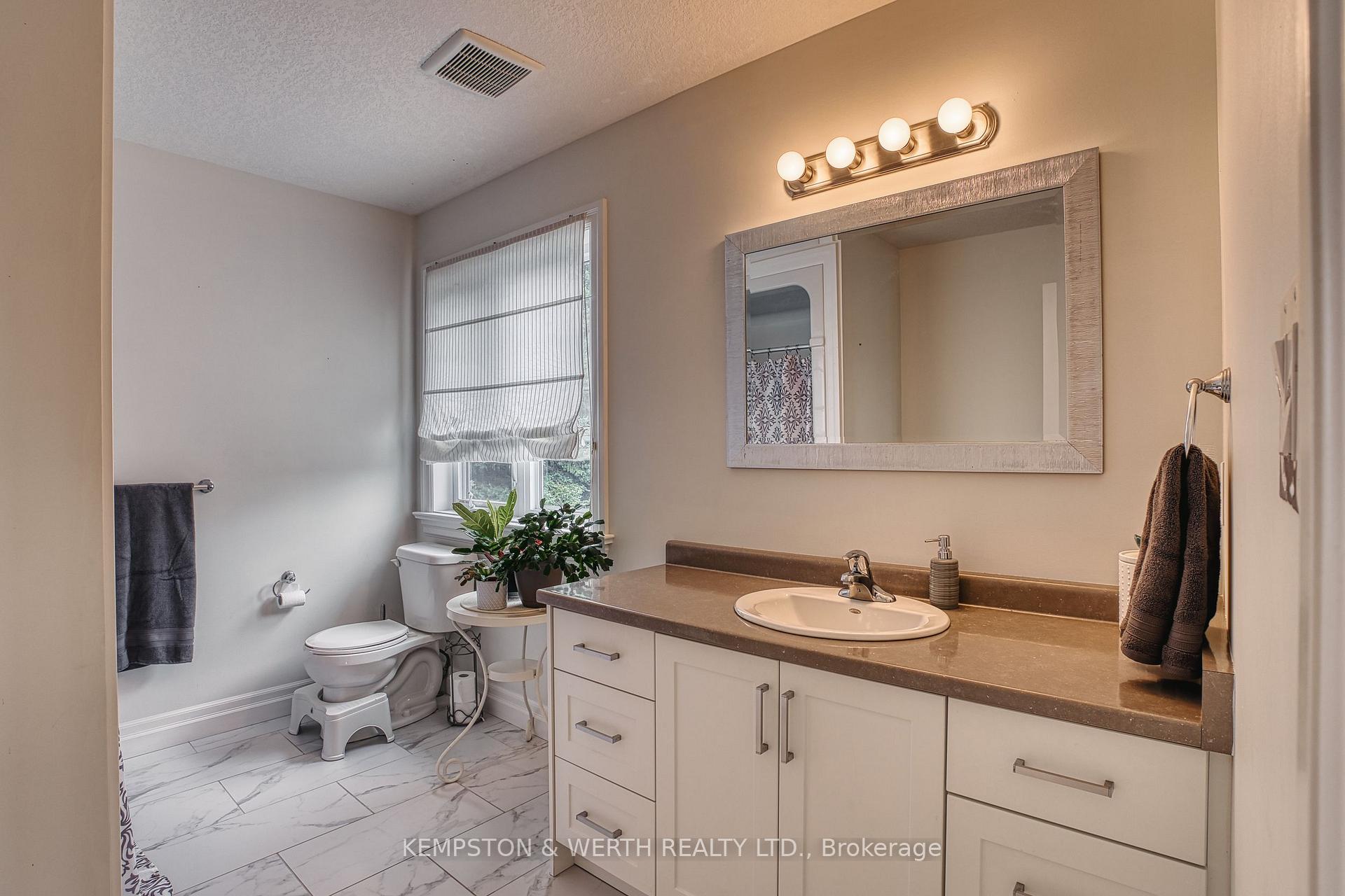 Photo 24 of 885 Binning Street W, North Perth, Listowel — HOMEH